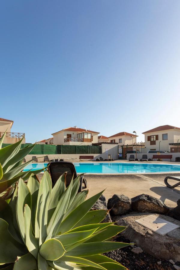 Villa Calderon Hondo. Top Design , Views And Pool Lajares-Коралео Екстериор снимка